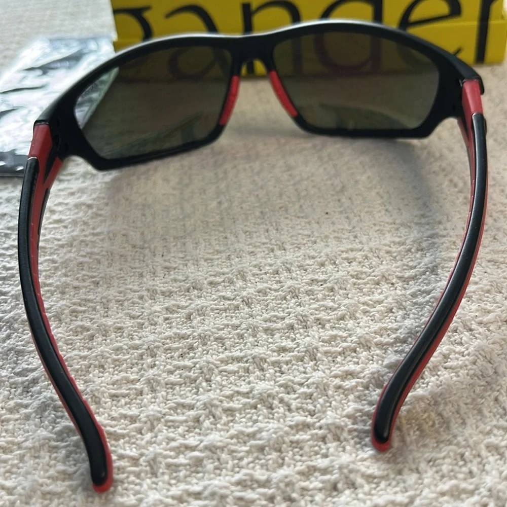 Gander Sports Men wraparound sunglasses Red/Matte black NWOT yellow mirror UV